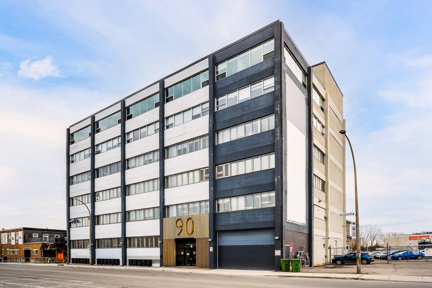 More Photos Of 90 Rue Beaubien O, Montréal Loft Creative Space For Lease