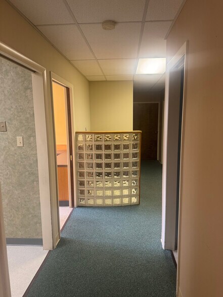 More Photos Of 410 W State St, Mertztown Medical For Sale