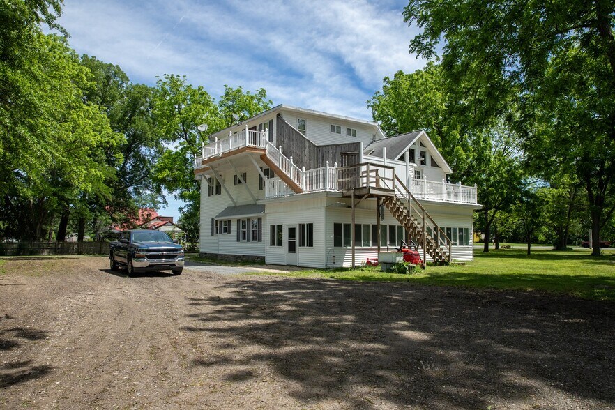 More Photos Of 22572 Bridgeville Hwy, Seaford Auto Dealership For Sale