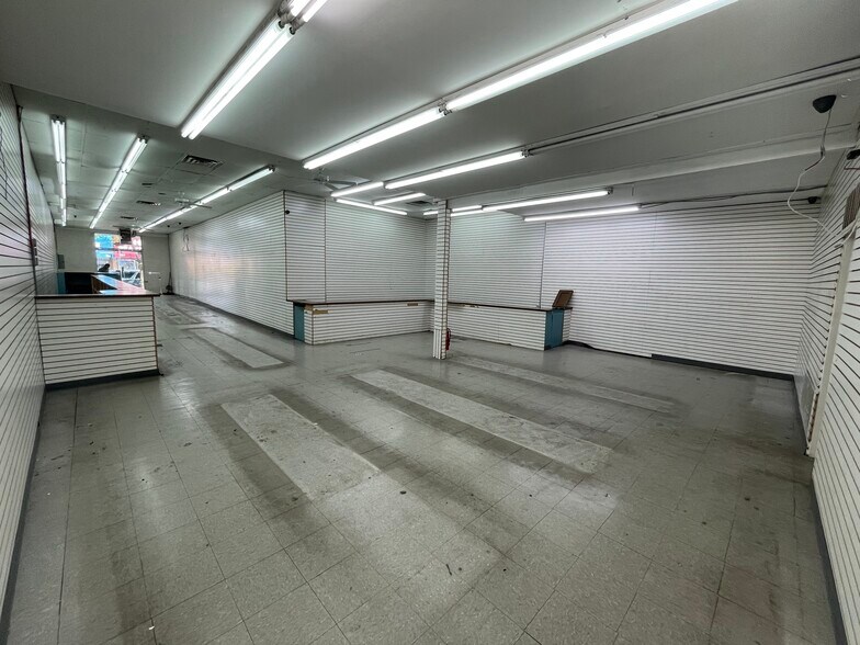 Primary Photo Of 1298 Fulton St, Brooklyn Storefront For Lease