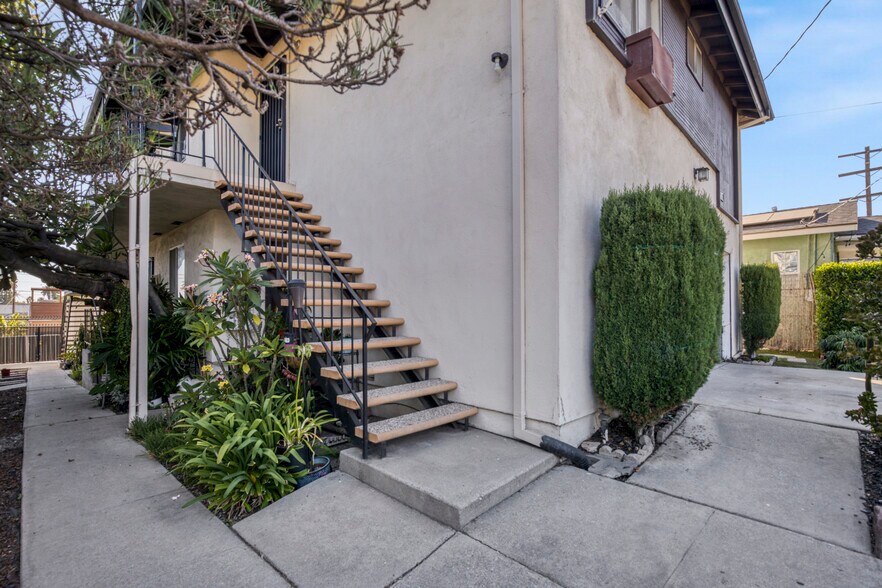 More Photos Of 2714 New Jersey St, Los Angeles Multifamily For Sale