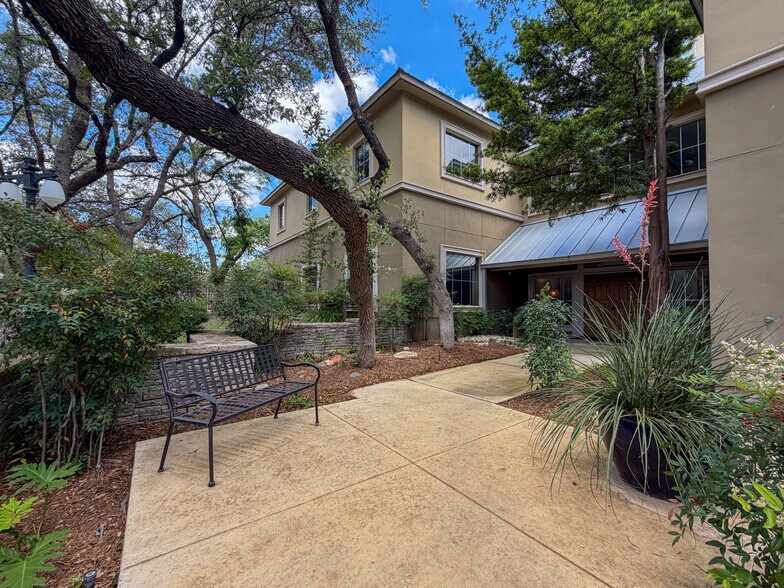 More Photos Of 13526 George Rd, San Antonio Office For Lease
