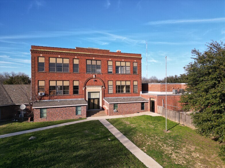 More Photos Of 2601 Tandy Ave, Fort Worth Assisted Living For Sale