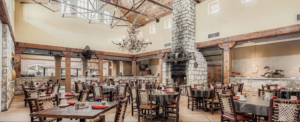 More Photos Of 9999 Westheimer Rd, Houston Hotel For Lease