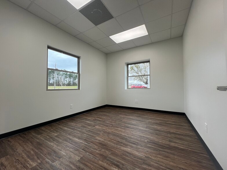 More Photos Of 2109 Chanabby Ct, Statesboro Warehouse For Lease