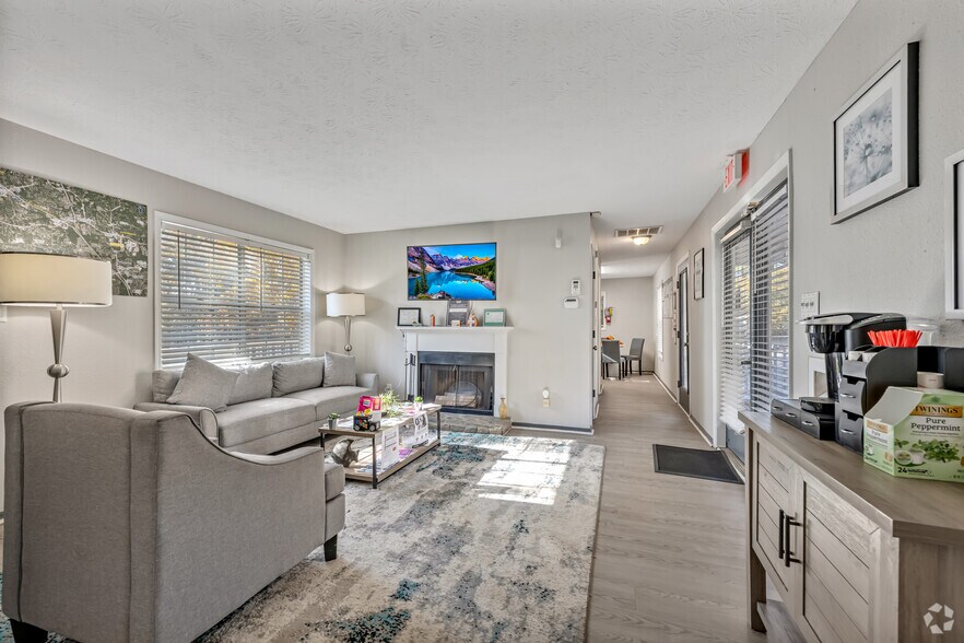 More Photos Of 115 Rock Quarry Rd, Stockbridge Apartments For Sale