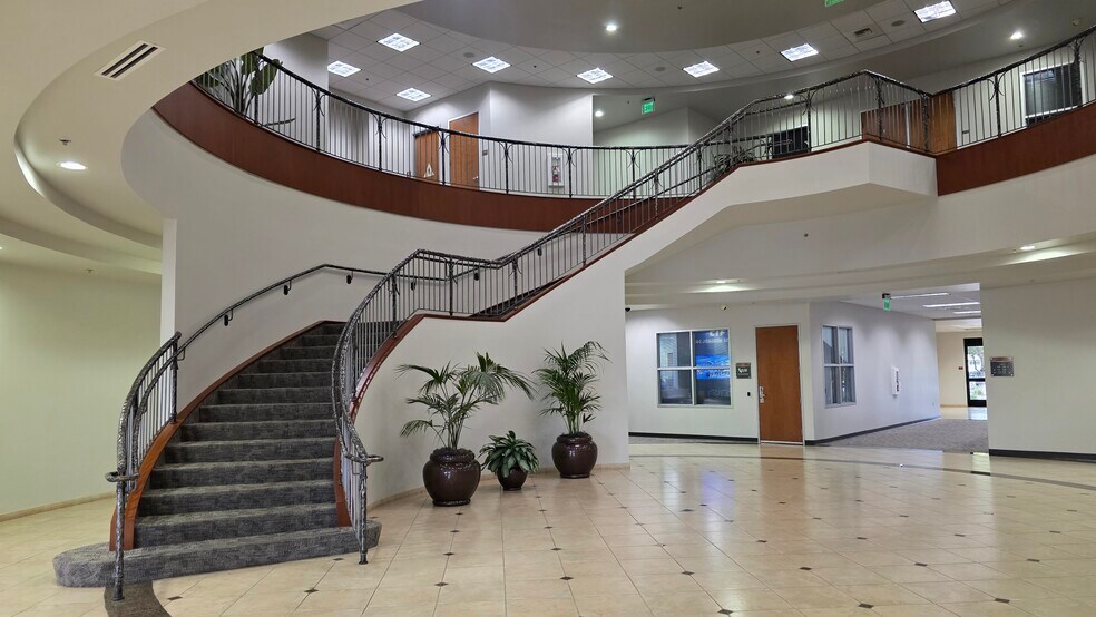 More Photos Of 9381 E Stockton Blvd, Elk Grove Office For Lease