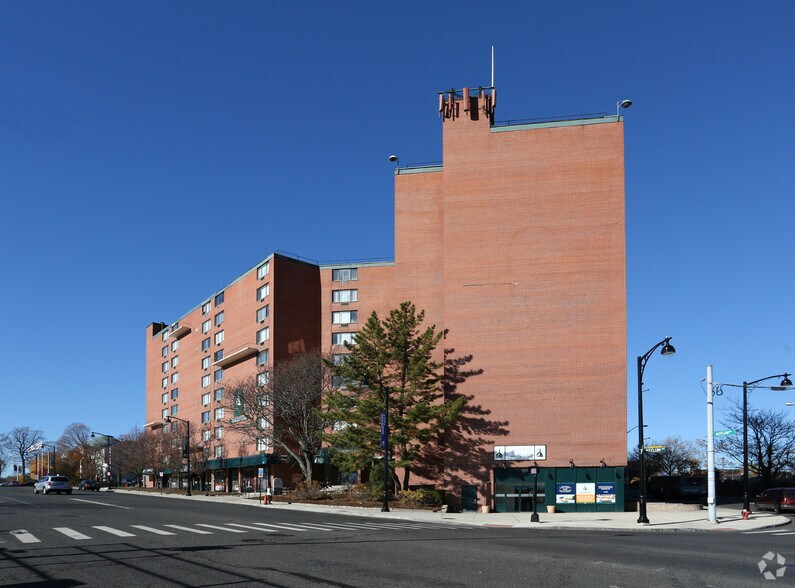 More Photos Of 600-628 Asylum Ave, Hartford Apartments For Lease