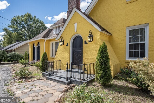 More Photos Of 204 S Jefferson Ave, Eatonton Office Residential For Sale