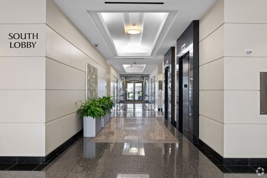 More Photos Of 7301 N State Highway 161, Irving Office For Lease
