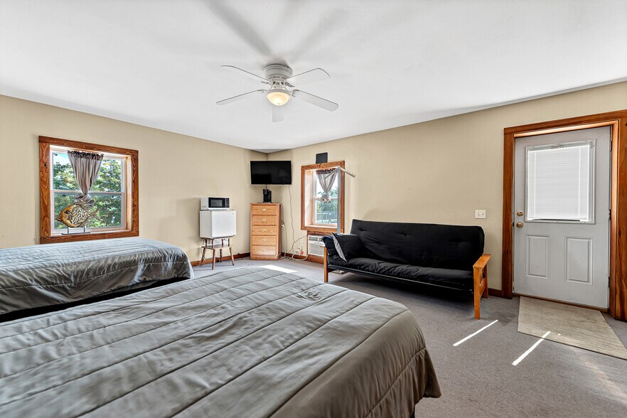 More Photos Of 11792 Highway 187, Eureka Springs Trailer Camper Park For Sale