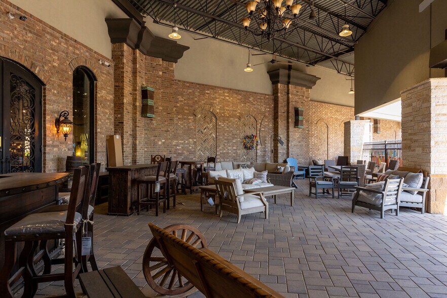 More Photos Of 2082 Highway 183, Leander Unknown For Sale