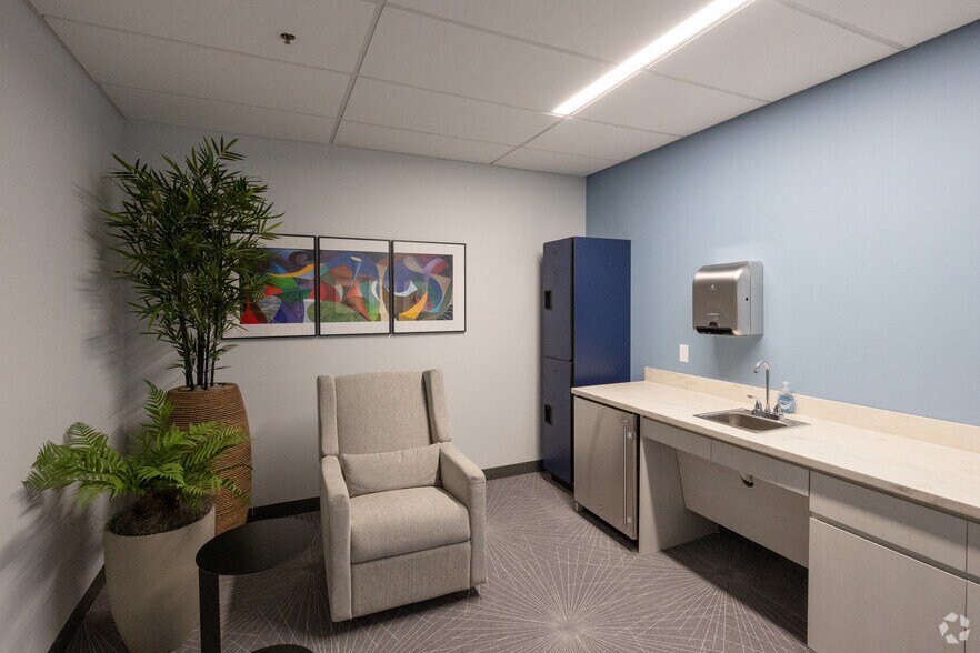 More Photos Of 100 S Jefferson Rd, Whippany Office For Sale