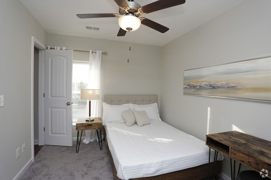 More Photos Of 1980 W Main St, Central Apartments For Sale