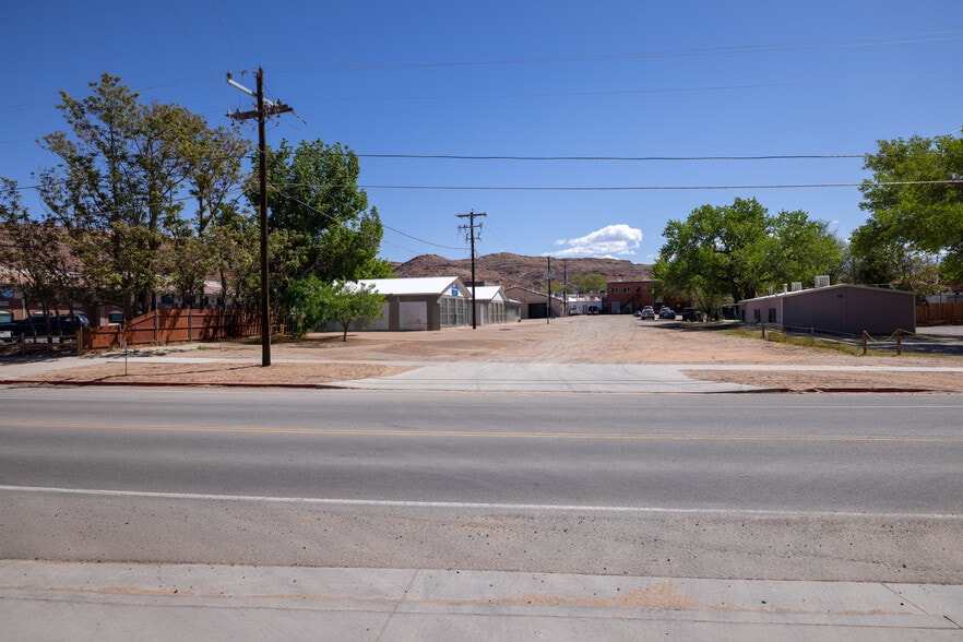 More Photos Of 67 S 100 W, Moab Self Storage For Sale