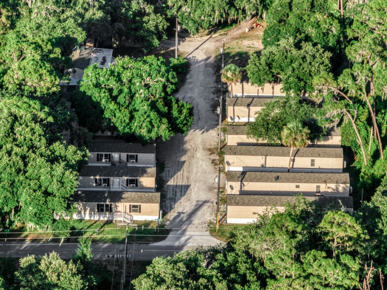 More Photos Of 44 Crawford Dr, Lake Placid Manufactured Housing Mobile Home Park For Sale