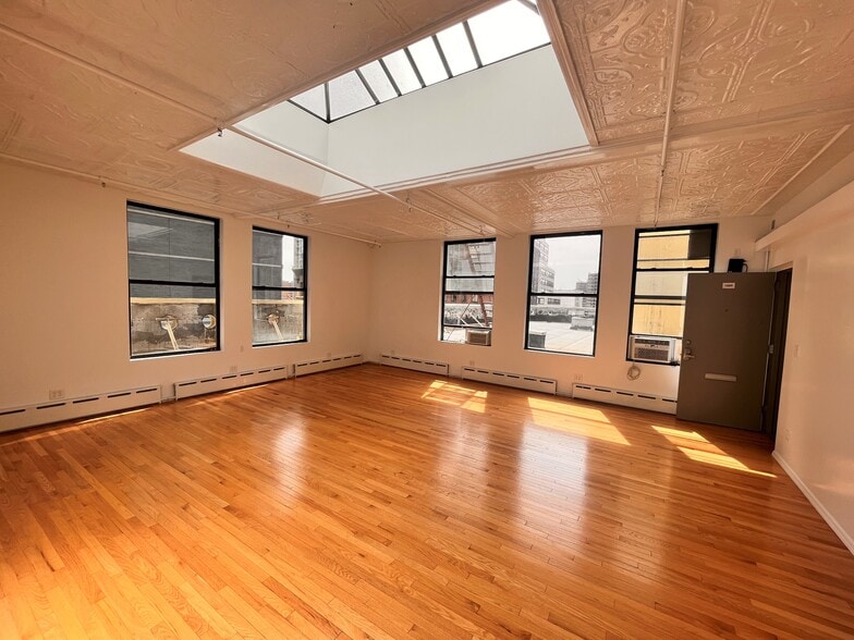 More Photos Of 139 Fulton St, New York Office For Lease