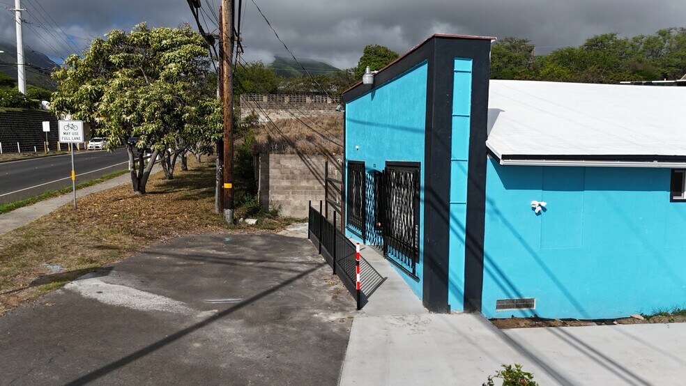 More Photos Of 1750 Kaahumanu Ave, Wailuku Storefront For Sale