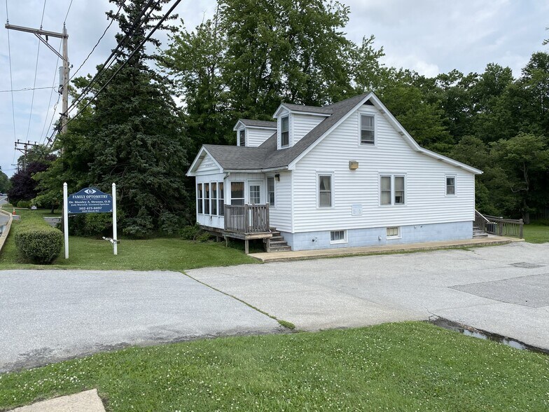 More Photos Of 1809 Marsh Rd, Wilmington Office For Sale