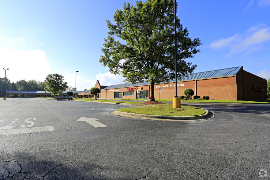 More Photos Of 11 Gateway Blvd S, Savannah Unknown For Lease