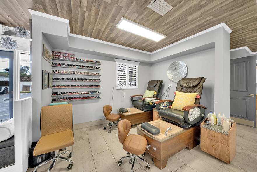 More Photos Of 2130 W Bay Dr, Largo Office For Sale