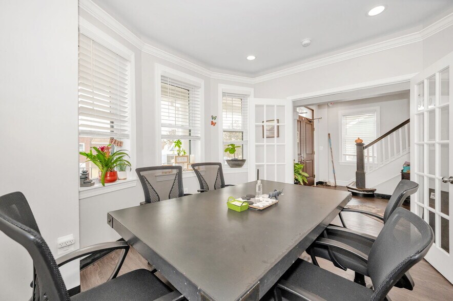 More Photos Of 4920 Belair Rd, Baltimore Office For Sale