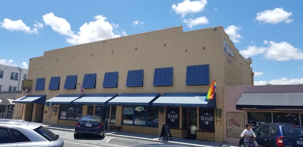 More Photos Of 17-25 S J St, Lake Worth Restaurant For Sale