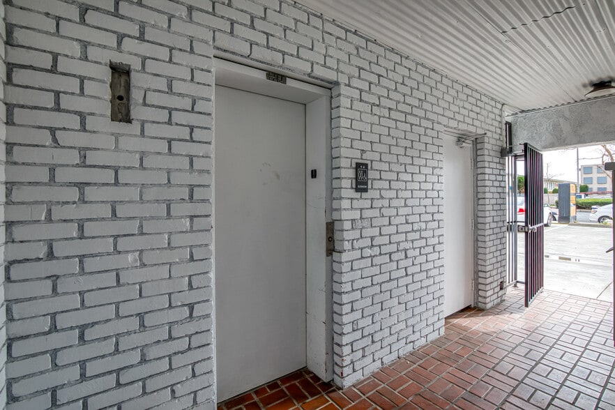 More Photos Of 8311 Westminster Blvd, Westminster Medical For Lease