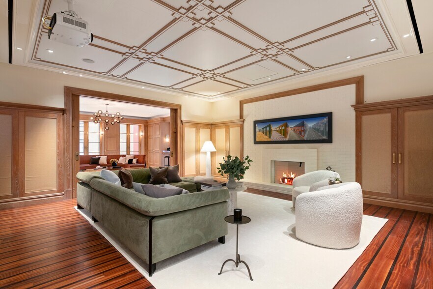 More Photos Of 349 W 86th St, New York Office Residential For Sale