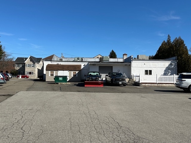 More Photos Of 20 John St, Amityville Storefront Retail Office For Lease