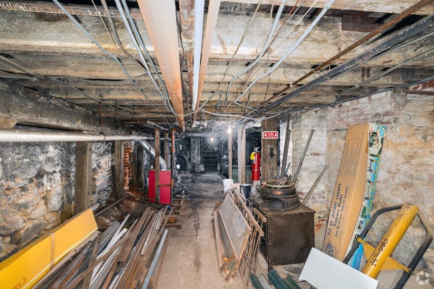 More Photos Of 1215 Race St, Philadelphia General Retail For Sale