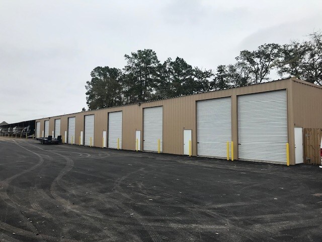 More Photos Of 22314 Interstate 45 N, Spring Specialty For Sale