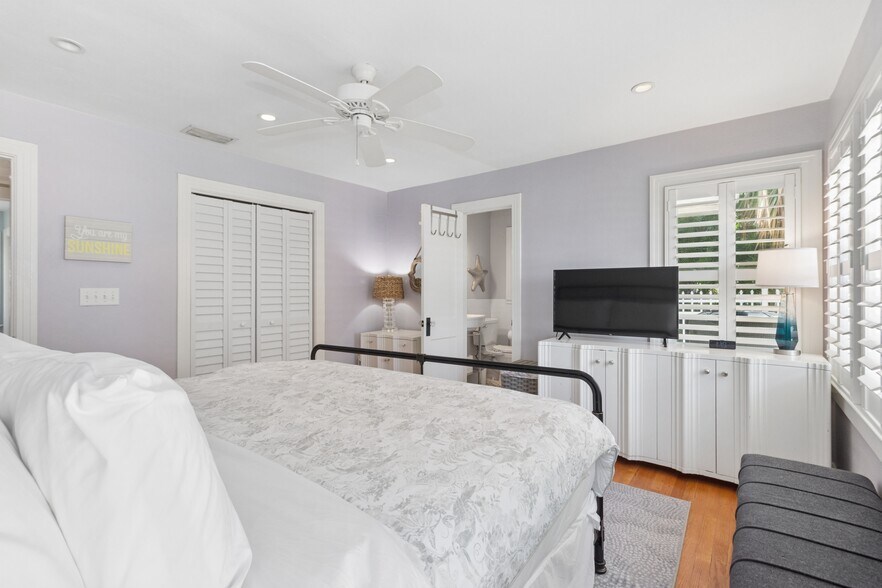 More Photos Of 110 Devon Dr, Clearwater Specialty For Sale