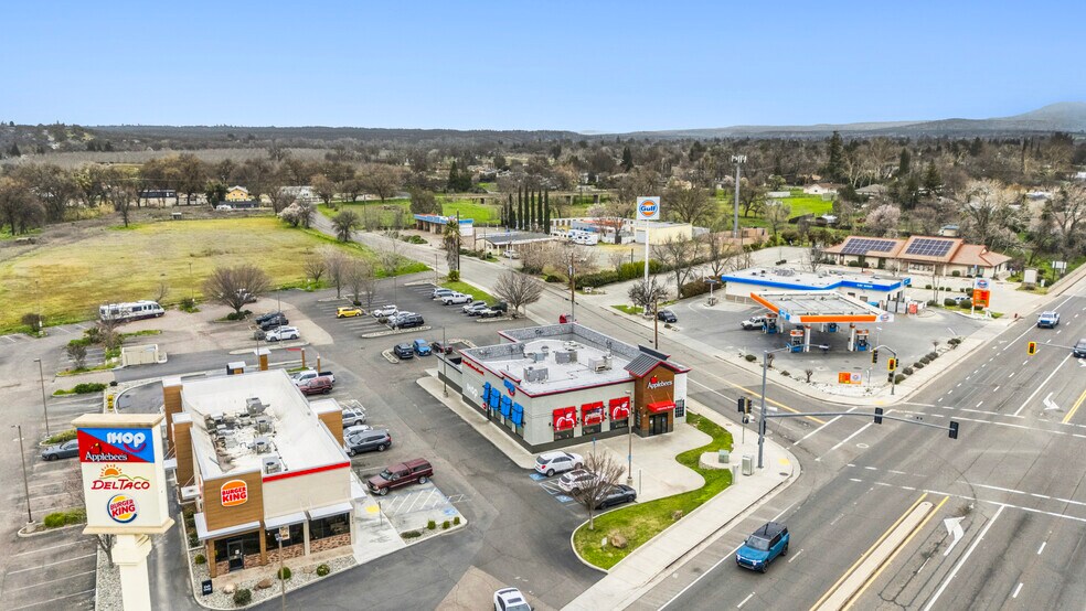 More Photos Of 220 Antelope Blvd, Red Bluff Restaurant For Sale