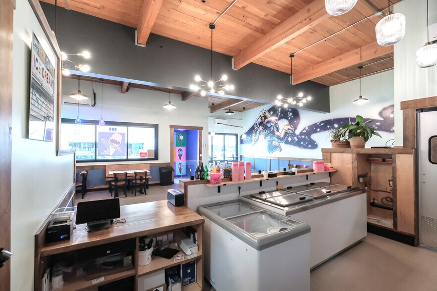 More Photos Of 220 2nd Ave SW, Albany Restaurant For Sale