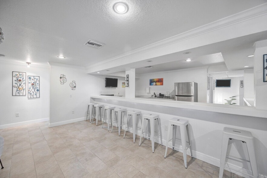 More Photos Of 826 W Shell Point Rd, Ruskin Land For Sale