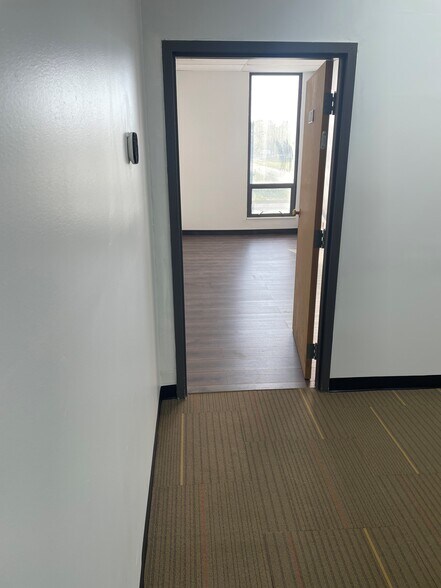 More Photos Of 138 S Rosemont Rd, Virginia Beach Medical For Lease