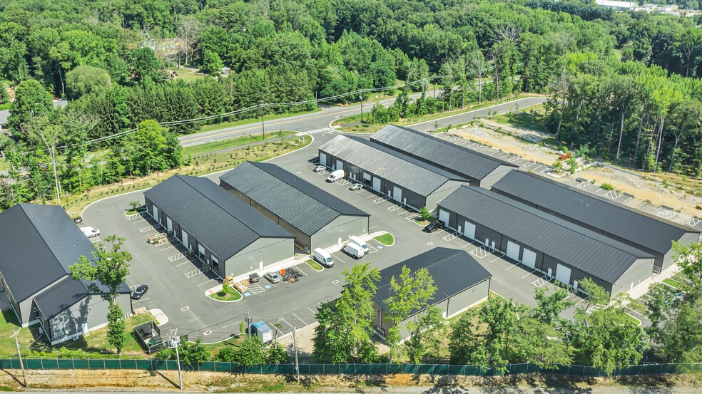 More Photos Of 1600 Porter Rd, Bear Distribution For Lease