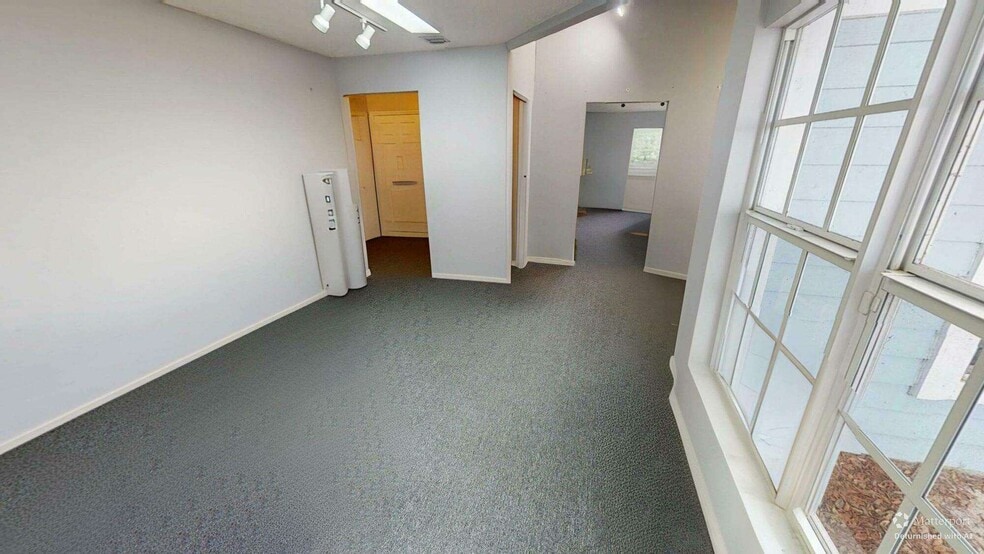 More Photos Of 6550-6564 S US Highway 1, Port Saint Lucie Office For Lease