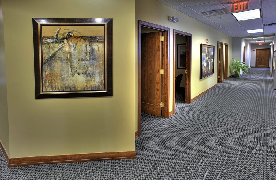 More Photos Of 6325 Main St, Buffalo Office For Lease