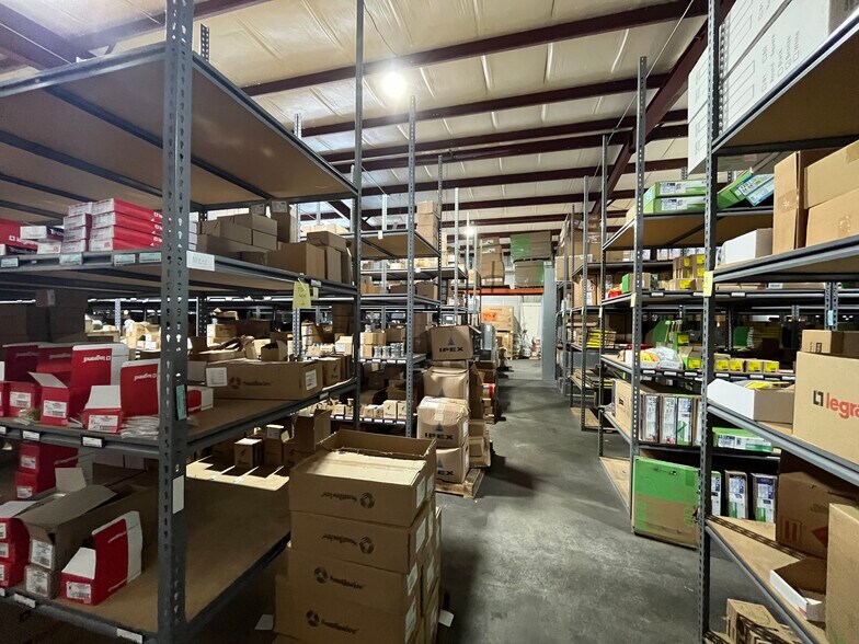 More Photos Of 16645 US Highway 19, Hudson Showroom For Sale