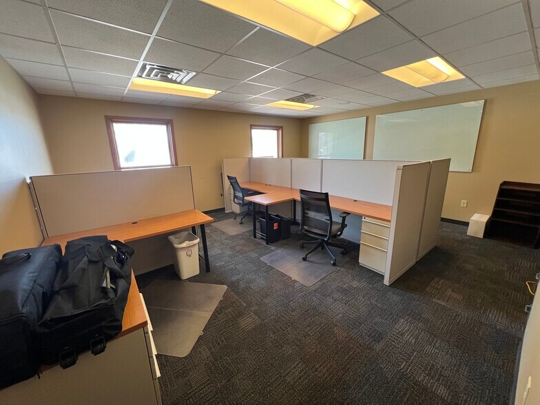 More Photos Of 213 S Oak Ave, Owatonna Office For Sale