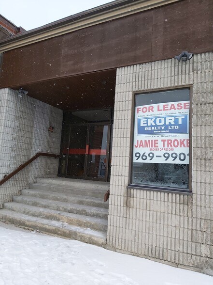 More Photos Of 232 Front St, Belleville Apartments For Lease