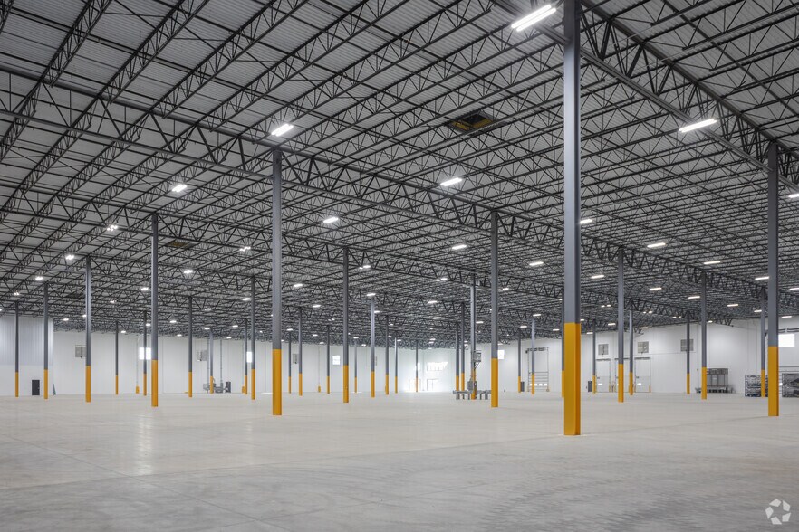 More Photos Of 22049 Innovation Dr, Elkhart Warehouse For Lease