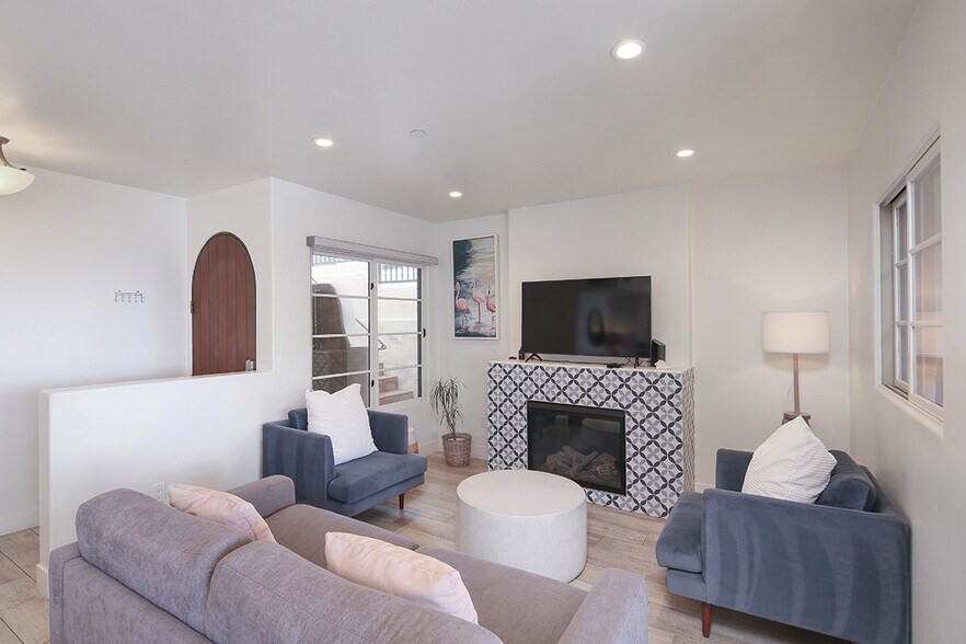 More Photos Of 614 Avenida Victoria, San Clemente Apartments For Sale