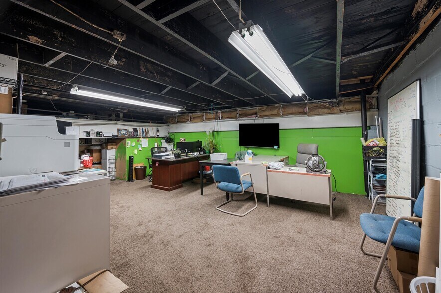 More Photos Of 138 S Market St, New Wilmington Storefront For Sale