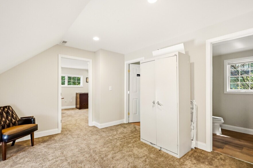 More Photos Of 75 Essex St, Andover Office For Sale