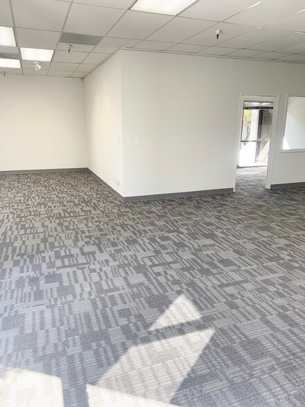 More Photos Of 2460 Embarcadero Rd, Palo Alto Office For Lease