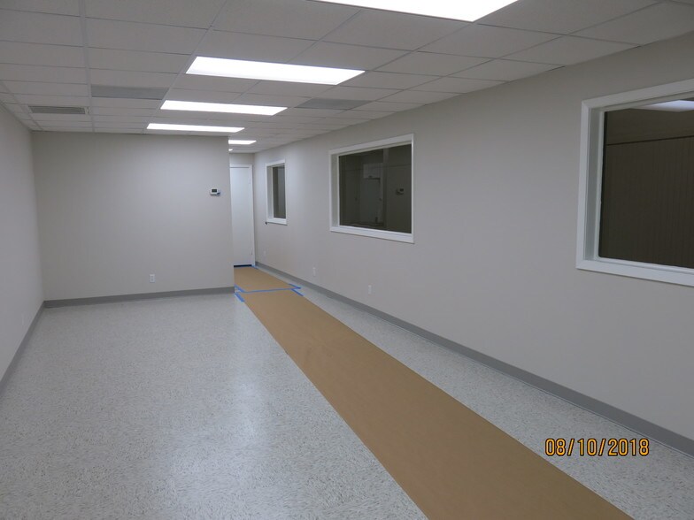 More Photos Of 5708 N Shepherd Dr, Houston Unknown For Lease