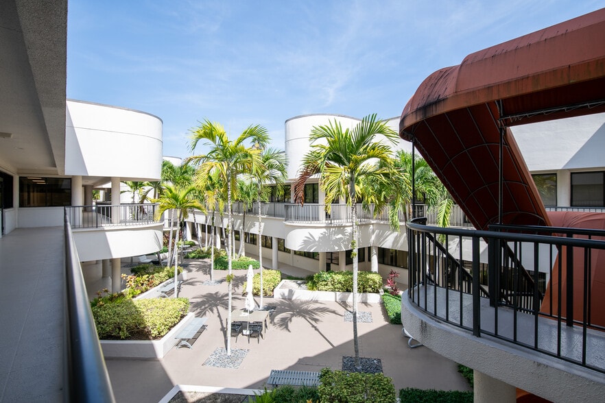 More Photos Of 851 Broken Sound Pky NW, Boca Raton Office For Lease